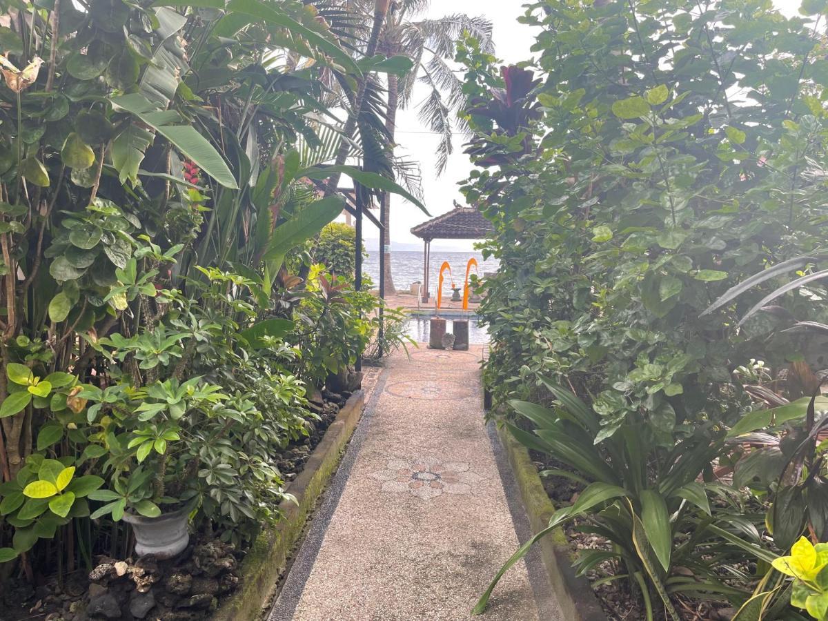 Catra Homestay Beach Apartments Candi Dasa  Ngoại thất bức ảnh