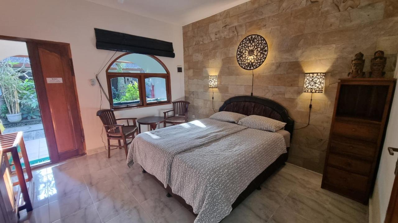 Catra Homestay Beach Apartments Candi Dasa  Ngoại thất bức ảnh