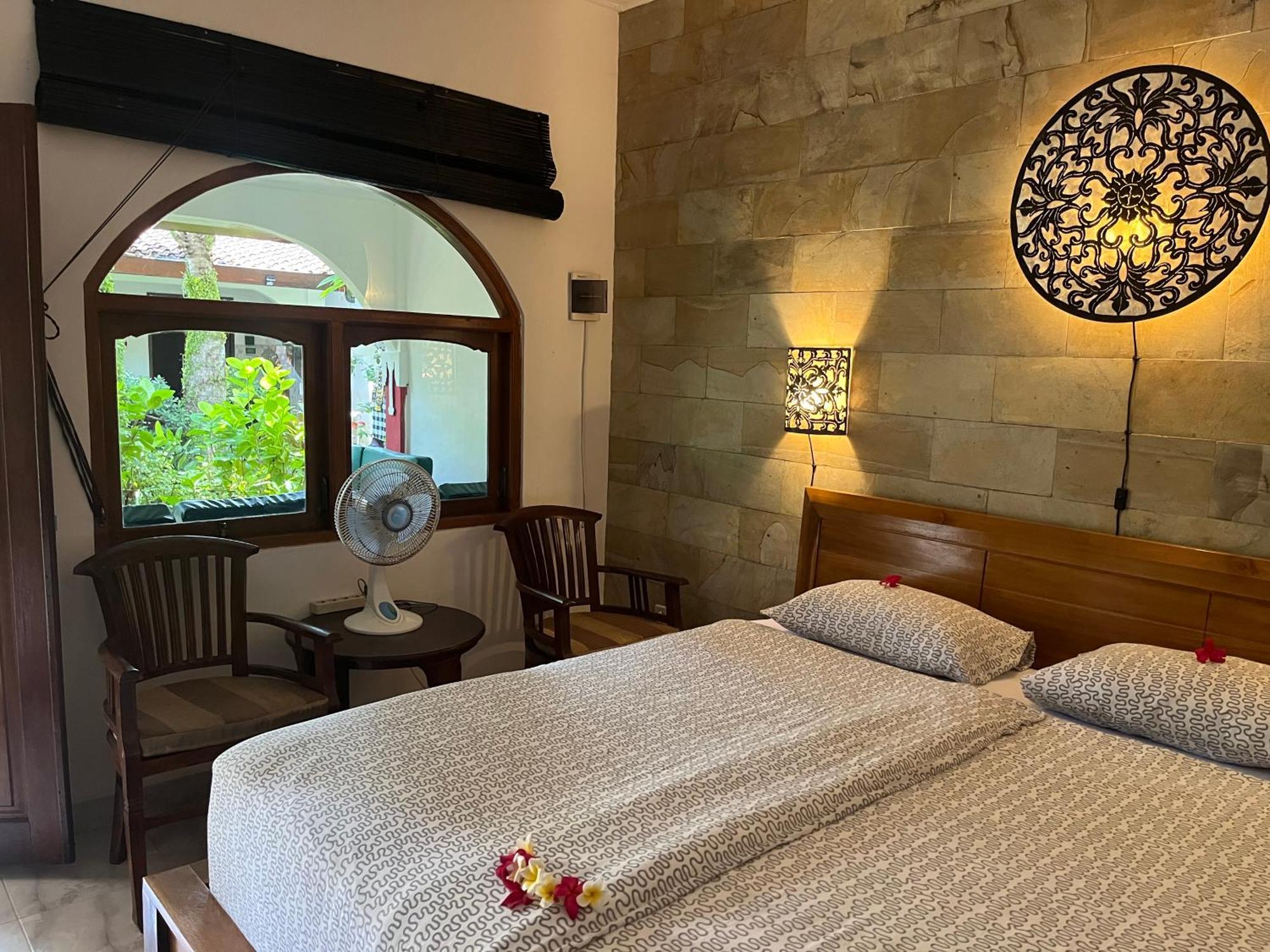 Catra Homestay Beach Apartments Candi Dasa  Ngoại thất bức ảnh